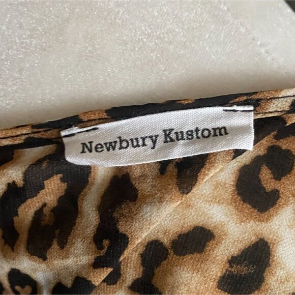 Newbury Kustom Womens Cropped Semi Sheer Animal Print Blouse-Size Small-GUC - Picture 3 of 8